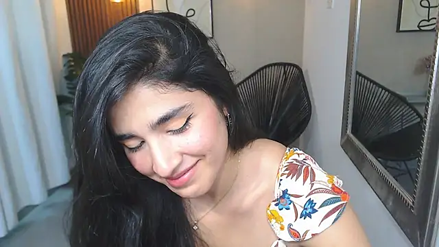 Lia Mar  online show from 04/18/26, 06:12