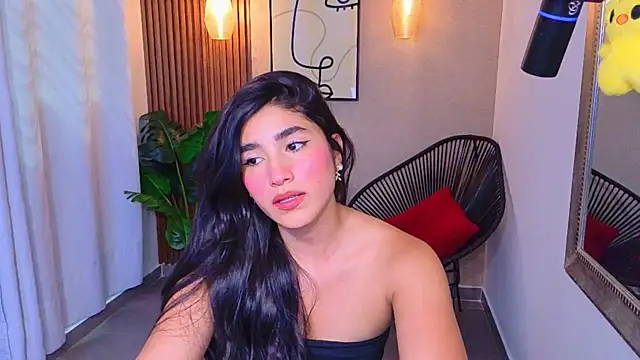Lia Mar  online show from 05/28/26, 06:16
