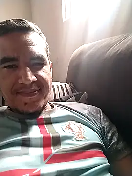 Snapshot of Boragozarvem chatting on 12/21/25, 01:51 Boragozarvem online show from 12/21/25, 01:51