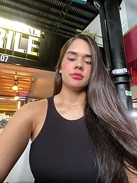 BellaLeclair online show from 03/23/26, 09:19