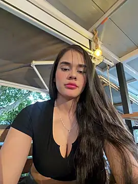 BellaLeclair online show from 03/30/26, 10:44