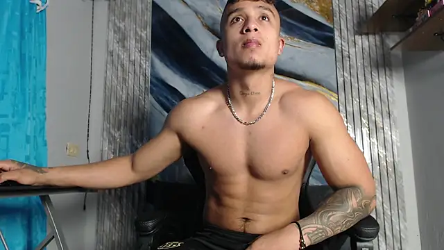 Snapshot of ThiagoBlaze chatting on 06/26/26, 03:11 ThiagoBlaze online show from 06/26/26, 03:11