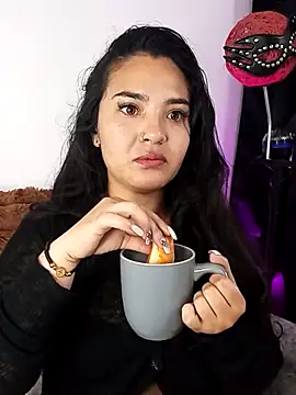 meli  brown online show from 11/06/25, 08:15