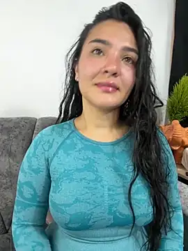 meli  brown online show from 12/05/25, 04:21