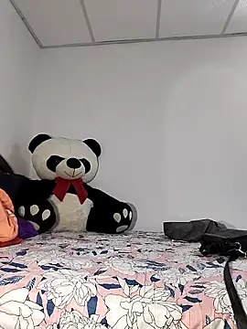 shanell saenz online show from 11/18/25, 12:05