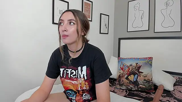 Alice Dickinssonn online show from 03/02/26, 08:59