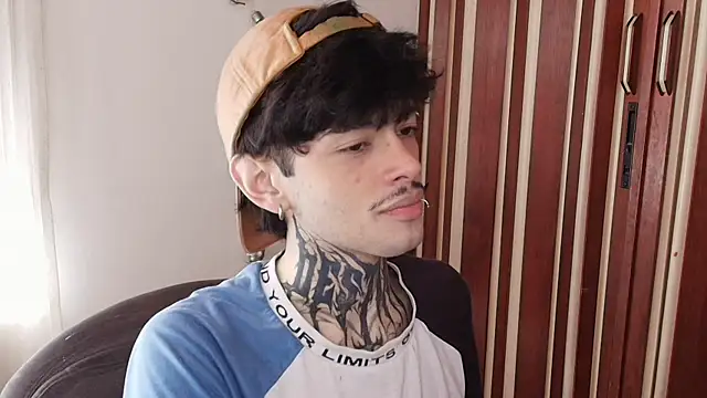 Mihail leroy online show from 12/17/25, 01:50