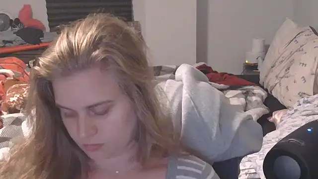 Sexyblonde12344 online show from 09/13/25, 03:12