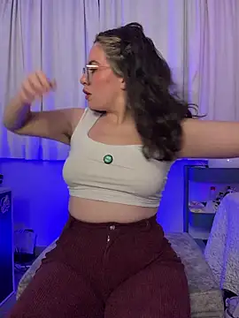 Snapshot of Katheerine chatting on 02/09/26, 12:58 Katheerine online show from 02/09/26, 12:58