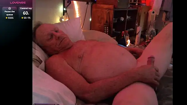 Pussyeat2please online show from 12/02/25, 02:34