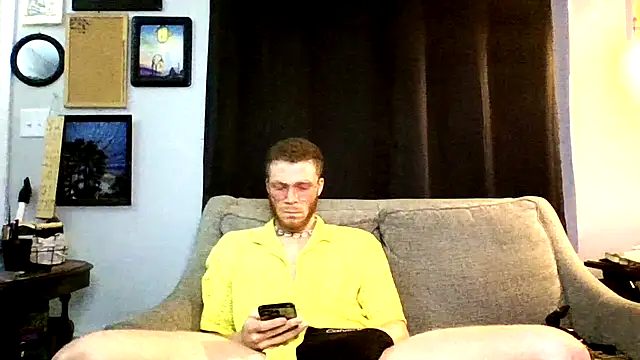 Snapshot of jinjasnack chatting on 10/10/25, 06:01 jinjasnack online show from 10/10/25, 06:01