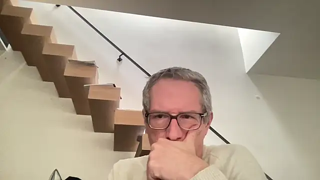 choupipat1 online show from 02/18/26, 10:11