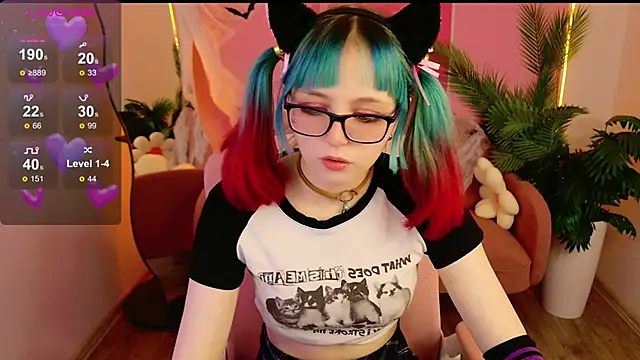 CoralineYoung online show from 11/02/25, 03:58