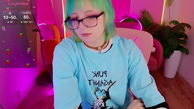 CoralineYoung online show from 04/05/26, 07:05