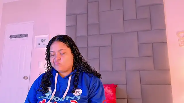 KITY HILL online show from 10/02/25, 04:30