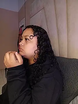 Snapshot of KITY_HILL chatting on 06/08/26, 04:02 KITY HILL online show from 06/08/26, 04:02