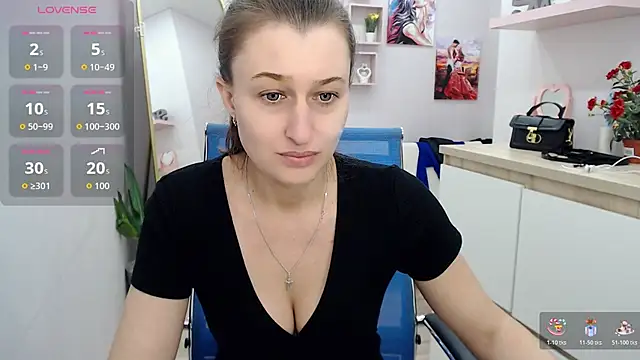 Snapshot of muriel_elvin chatting on 10/20/25, 08:15 muriel elvin online show from 10/20/25, 08:15