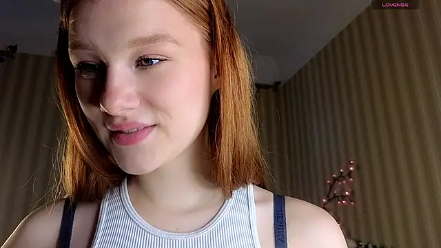 Juuulia  online show from 04/05/26, 12:02