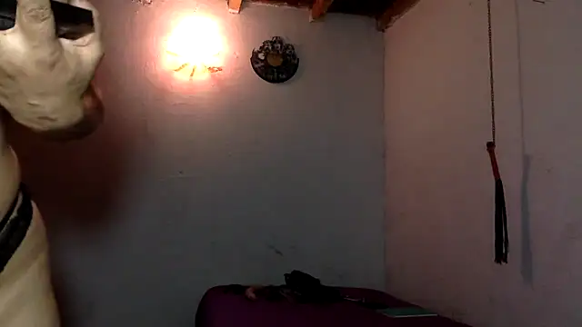 indomitaFox online show from 04/21/26, 05:47