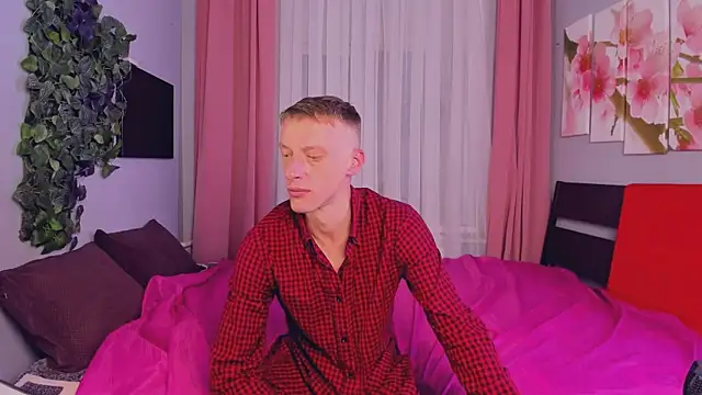 InkedJames online show from 09/29/25, 04:34