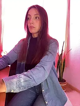 Snapshot of paula_miler1 chatting on 05/20/26, 02:34 paula miler1 online show from 05/20/26, 02:34