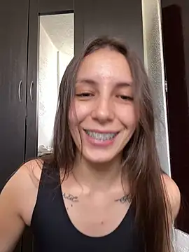 Snapshot of paula_miler1 chatting on 05/26/26, 12:45 paula miler1 online show from 05/26/26, 12:45