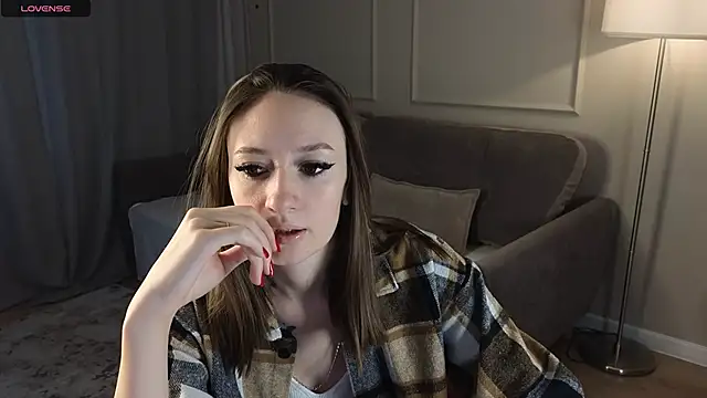 cutienaughtygirl online show from 11/19/25, 08:25