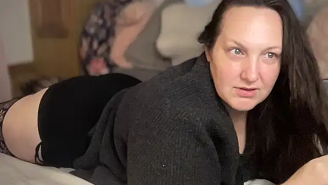 Snapshot of Just_Trudy chatting on 10/08/25, 05:21 Just Trudy online show from 10/08/25, 05:21