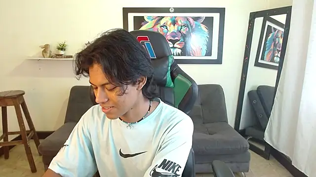 dreyk20 online show from 10/27/25, 01:59