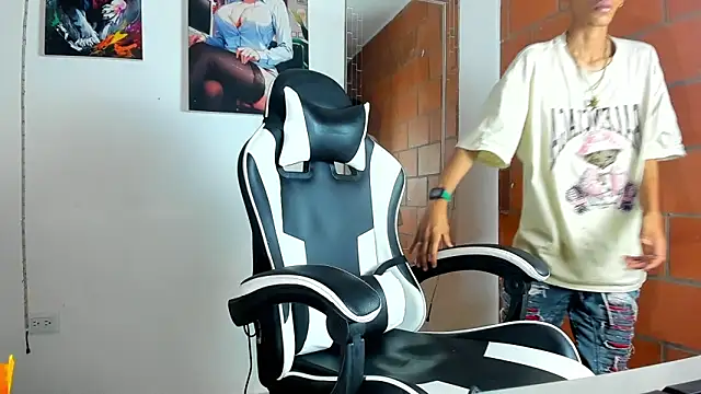 briamhoconor xh online show from 03/24/26, 05:45