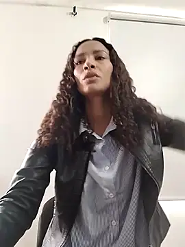 SofiaDelicia online show from 11/02/25, 02:41