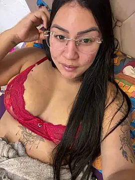 Snapshot of julianamascarada chatting on 07/27/26, 01:34 julianamascarada online show from 07/27/26, 01:34