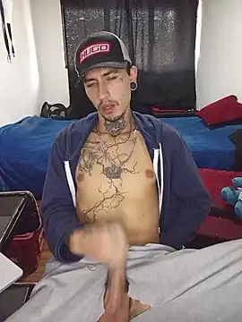 Tattoboy19cm online show from 06/05/26, 09:09