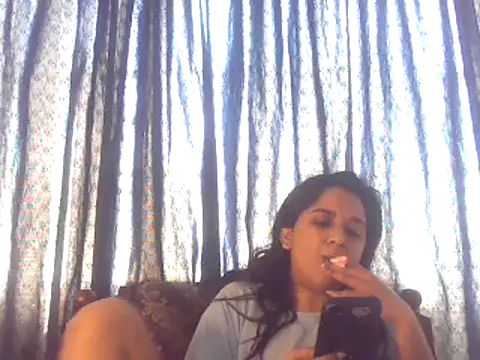 cute indianxo online show from 10/31/25, 09:43