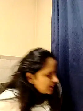 cute indianxo online show from 03/31/26, 06:41