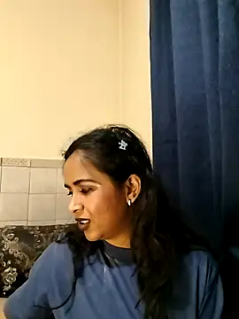 Snapshot of cute_indianxo chatting on 06/04/26, 10:27 cute indianxo online show from 06/04/26, 10:27