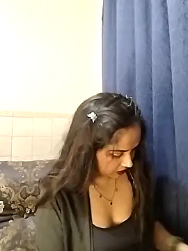 Snapshot of cute_indianxo chatting on 06/08/26, 11:38 cute indianxo online show from 06/08/26, 11:38