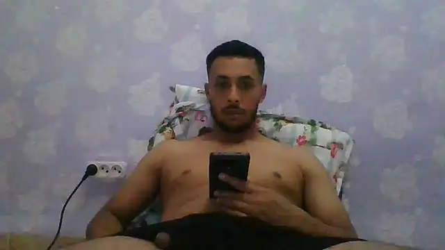 Snapshot of Naymik911 chatting on 06/19/26, 12:37 Naymik911 online show from 06/19/26, 12:37