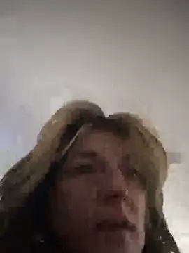 Snapshot of MrsSizzle chatting on 10/12/25, 05:56 MrsSizzle online show from 10/12/25, 05:56