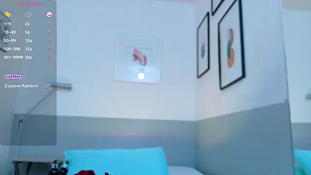 cutepetitee online show from 09/25/25, 08:12