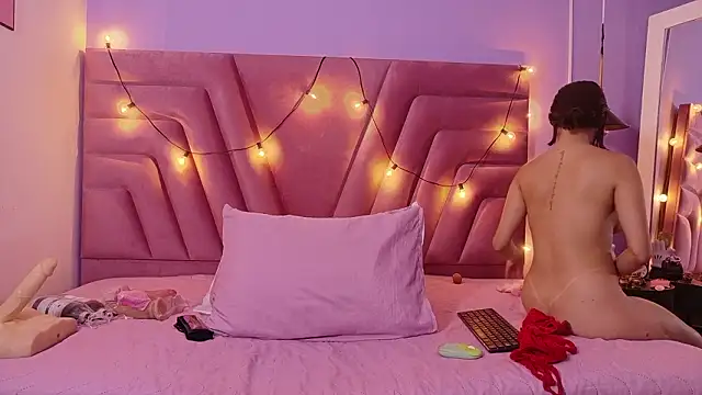 cutepetitee online show from 03/14/26, 07:41