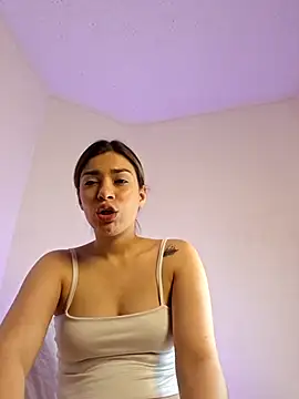 AmaiaSalvatore online show from 11/09/25, 12:53