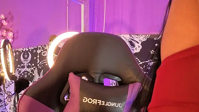 Gaia Gatex online show from 04/22/26, 11:34