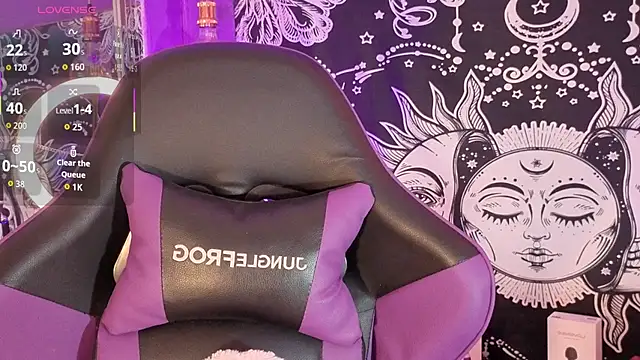 Snapshot of Gaia_Gatex chatting on 06/08/26, 12:27 Gaia Gatex online show from 06/08/26, 12:27