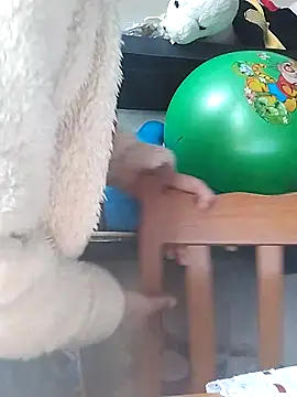 dyjaA online show from 11/05/25, 10:04