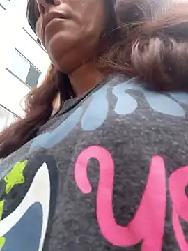 dyjaA online show from 04/17/26, 05:38