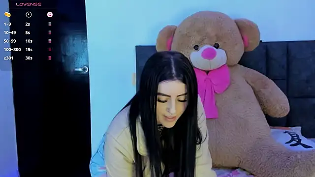 bellacruz3 online show from 10/01/25, 12:16