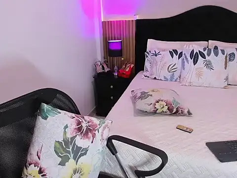 Pauline Fox online show from 04/12/26, 12:59