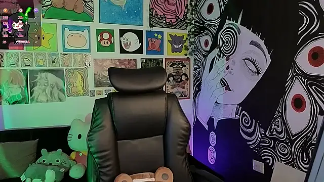 Yuhwan  online show from 11/14/25, 09:57