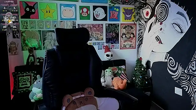 Yuhwan  online show from 12/20/25, 10:28